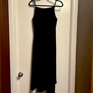 Size 10 Long black dress with black sequin details. Jones New York